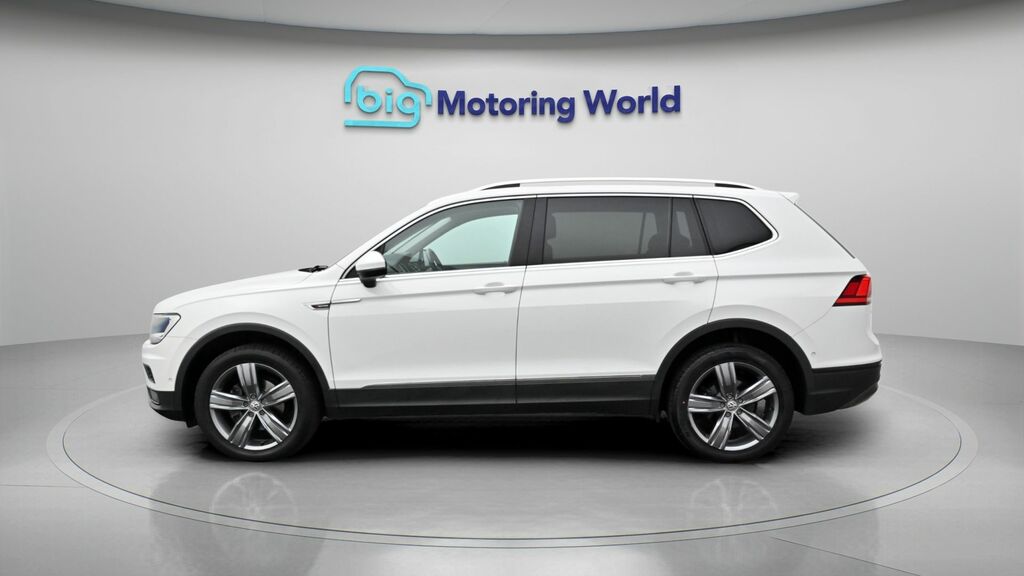 Volkswagen Tiguan Allspace Match White #4