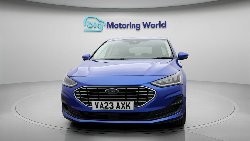 Ford Focus Titanium Blue #2