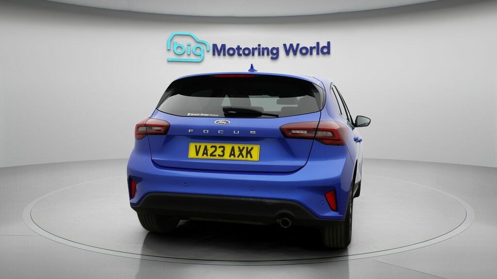 Ford Focus Titanium Blue #6