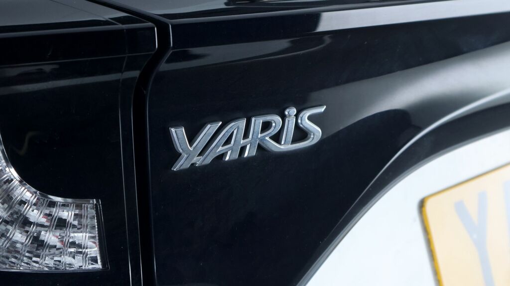 Toyota Yaris Excel White #21