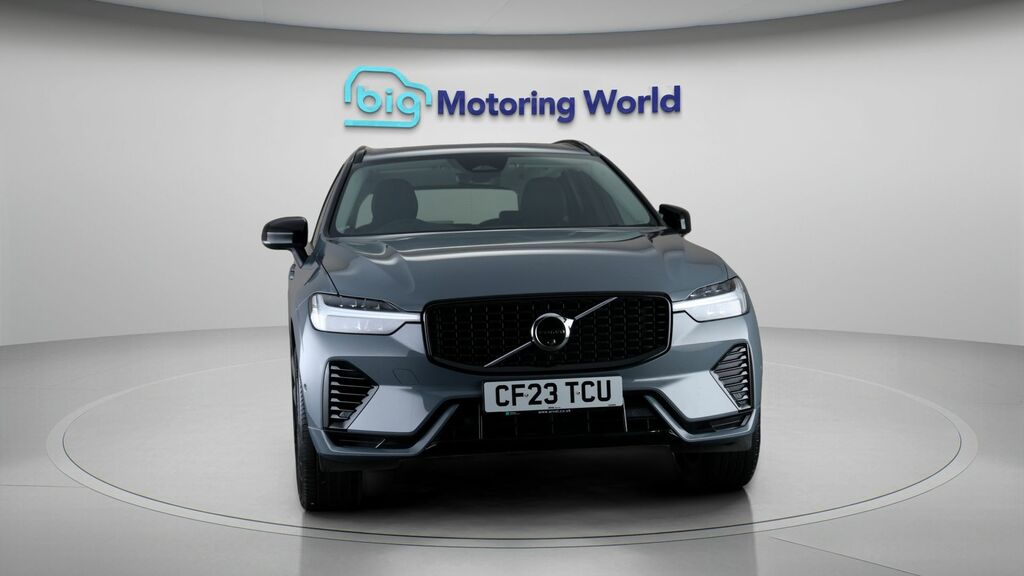 Volvo XC60 Plus Grey #2