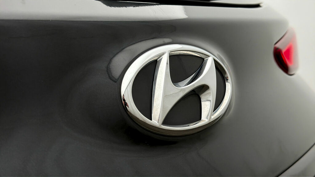 Hyundai Kona Ultimate Black #20