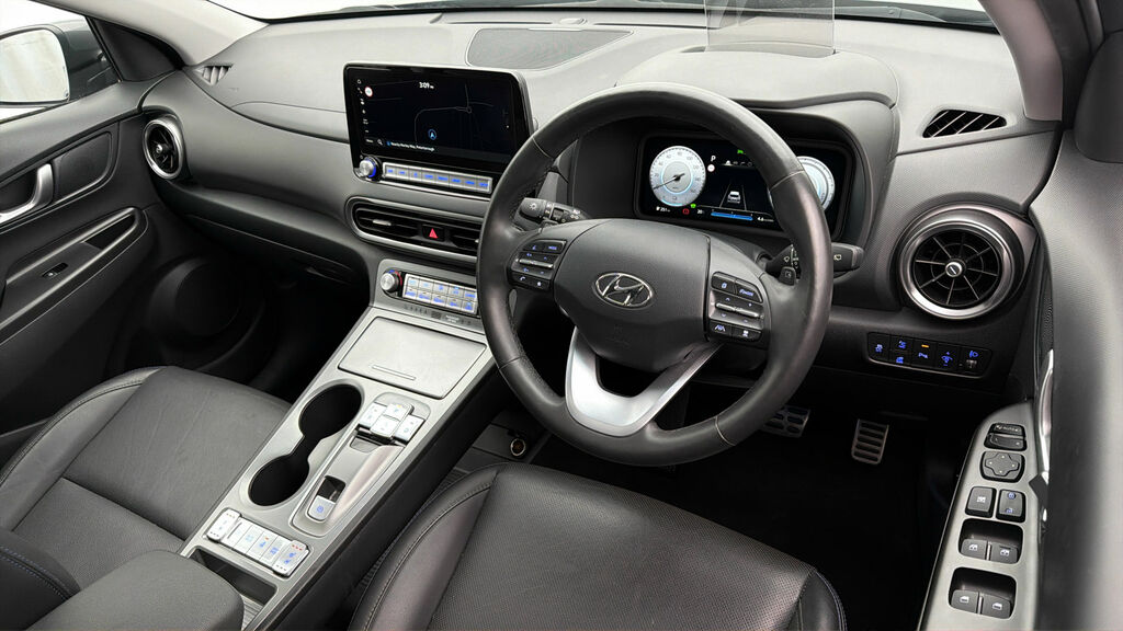 Hyundai Kona Ultimate Black #9