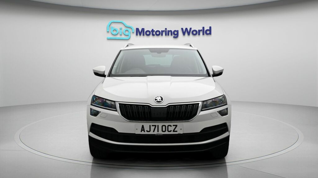 Skoda Karoq Se L White #2