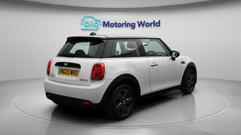 Mini Electric 32.6Kwh Level 3 Hatchback 184 P Black #7