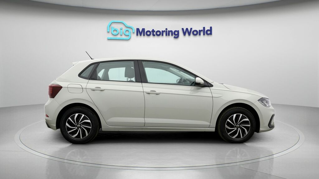 Volkswagen Polo Match Blue #8