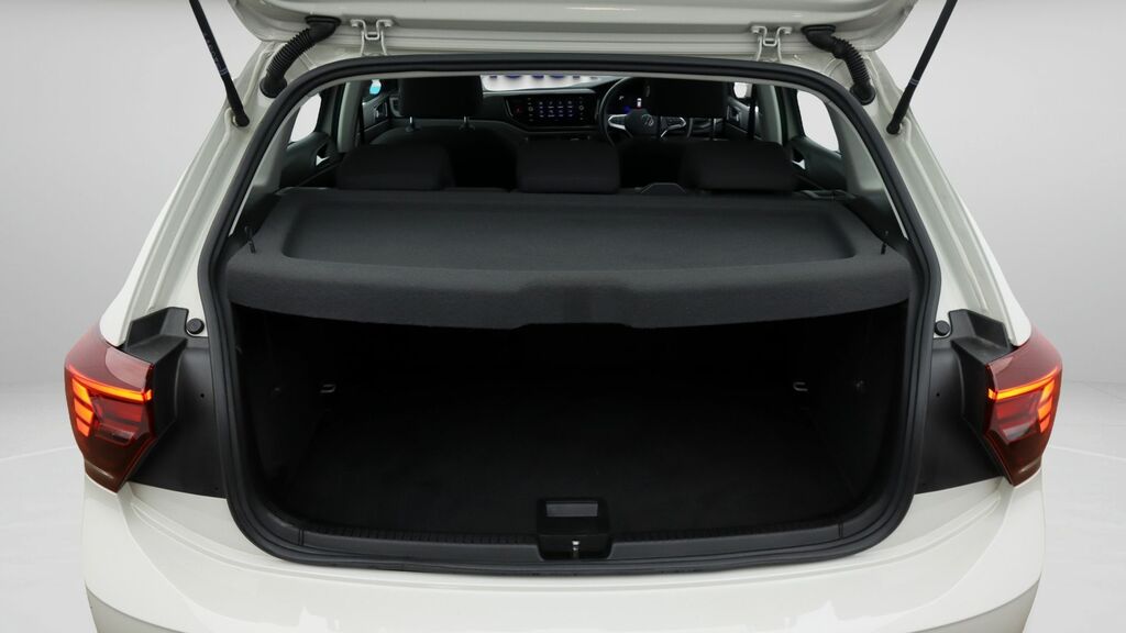 Volkswagen Polo Match Blue #17