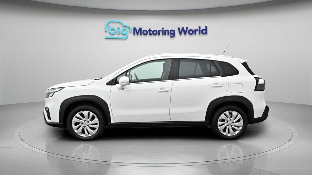 Suzuki S Cross Motion White #4