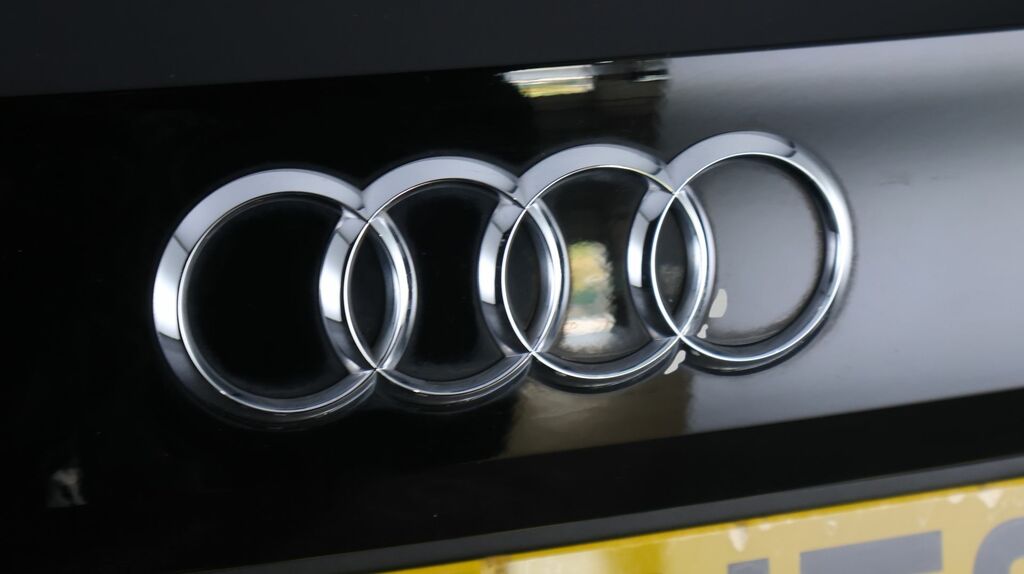 Audi Q2 35 Tfsi Sport Grey #20