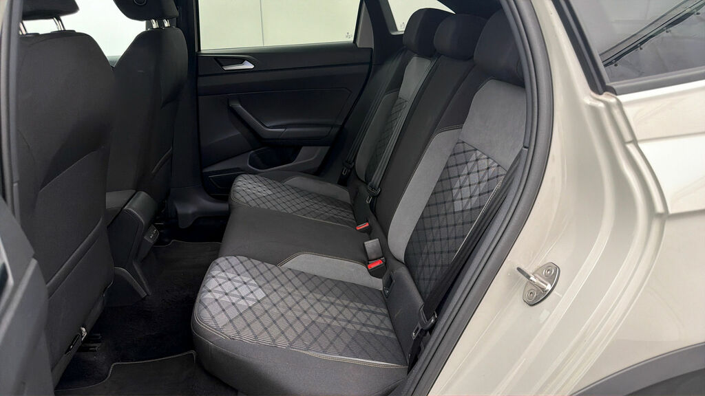 Volkswagen Taigo Suv Black #15