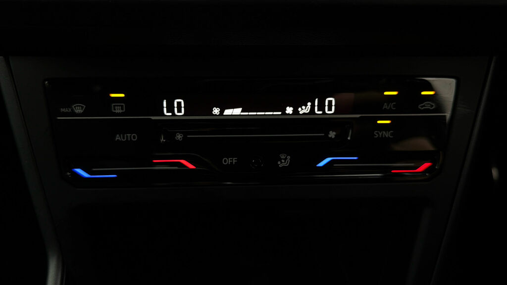 Volkswagen Taigo Suv Black #11