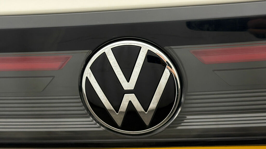 Volkswagen Taigo Suv Black #21