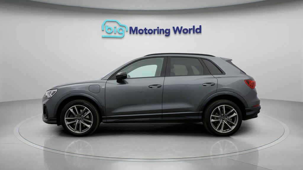 Audi Q3 Black Edition Grey #4