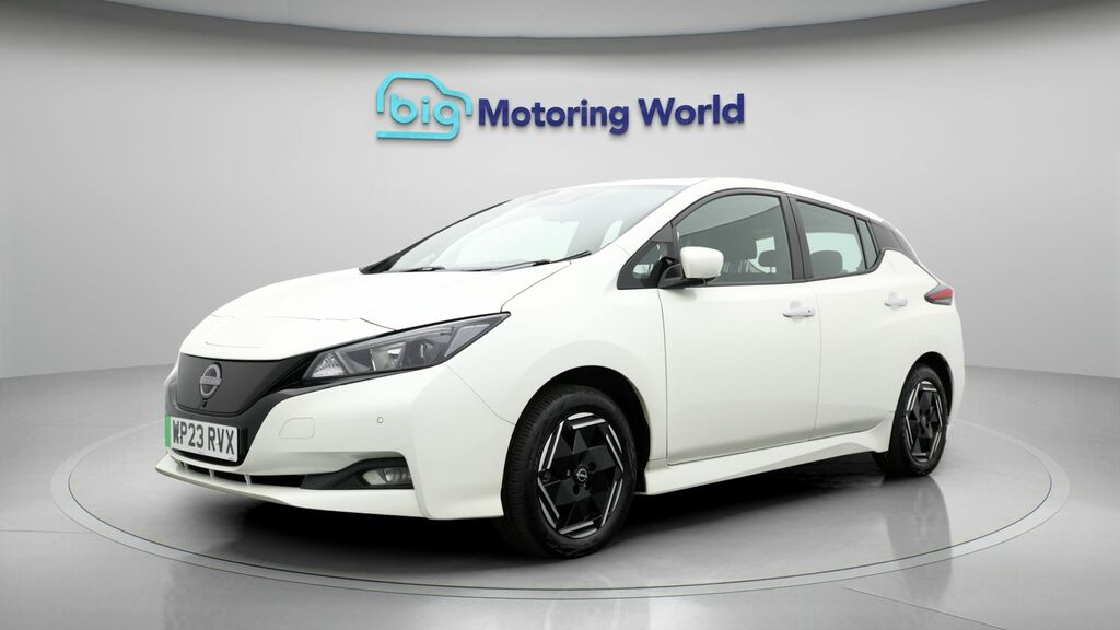 Nissan Leaf Acenta White #3