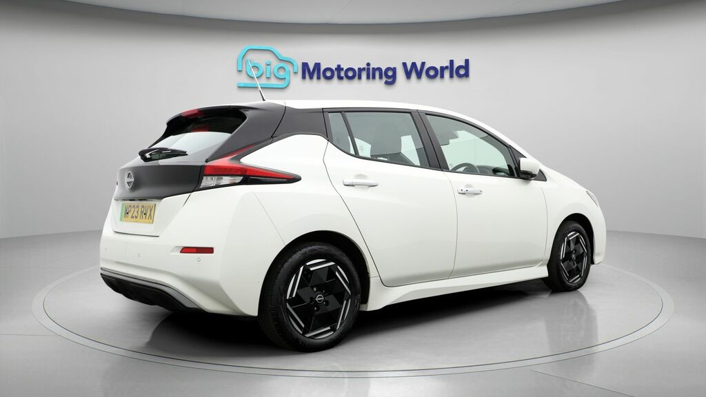 Nissan Leaf Leaf 160Kw E N-connecta 59Kwh Grey #7