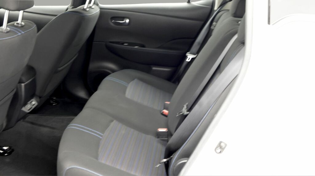 Nissan Leaf Leaf 160Kw E N-connecta 59Kwh Grey #16