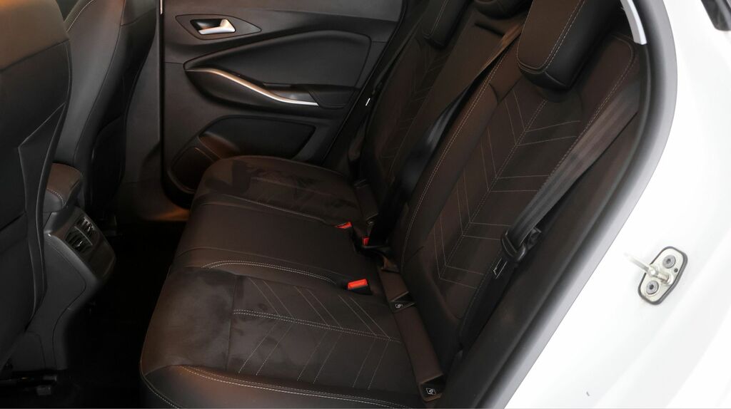Vauxhall Grandland Ultimate Grey #15