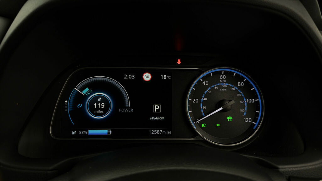 Nissan Leaf 160Kw E N-connecta 59Kwh Grey #25