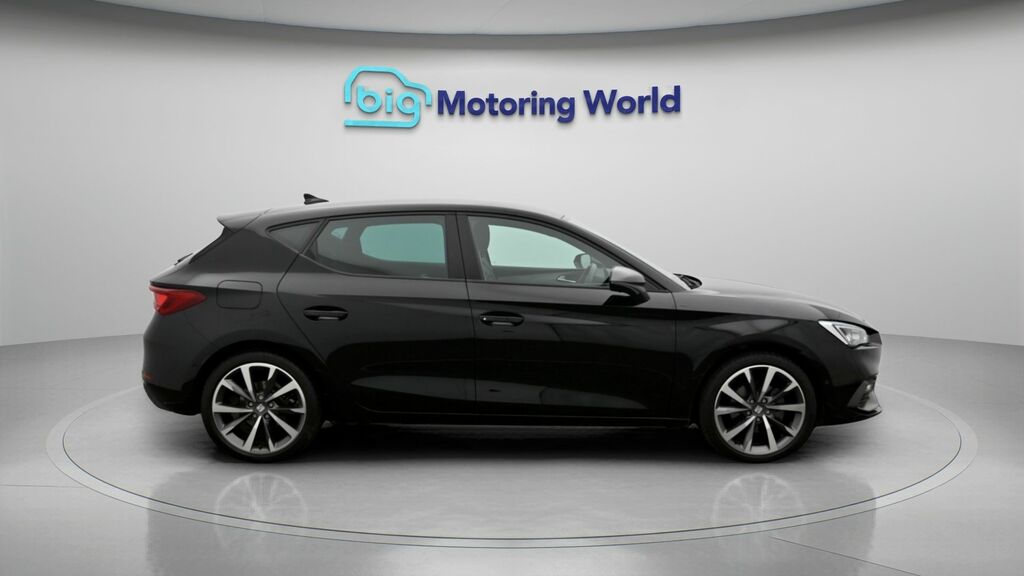 Seat Leon Seat Hatchback 1.5 Etsi 150 Fr Sport Dsg Grey #8