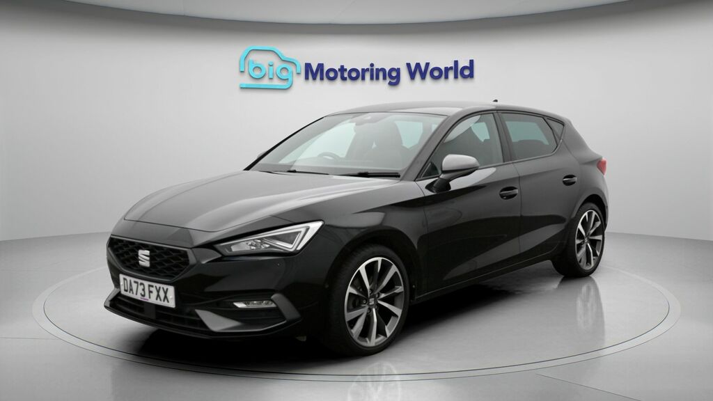 Seat Leon Seat Hatchback 1.5 Etsi 150 Fr Sport Dsg Grey #3