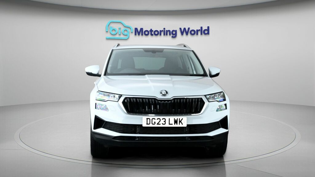 Skoda Karoq Se L White #2