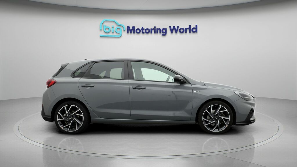 Hyundai I30 1L Se Connect Black #8