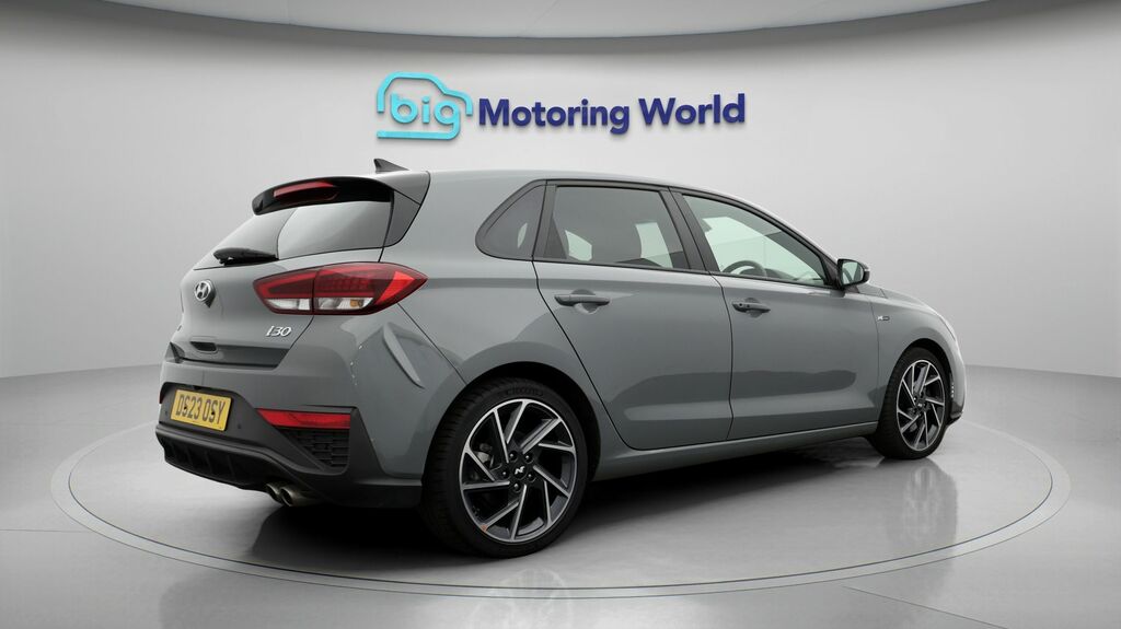 Hyundai I30 1L Se Connect Black #7