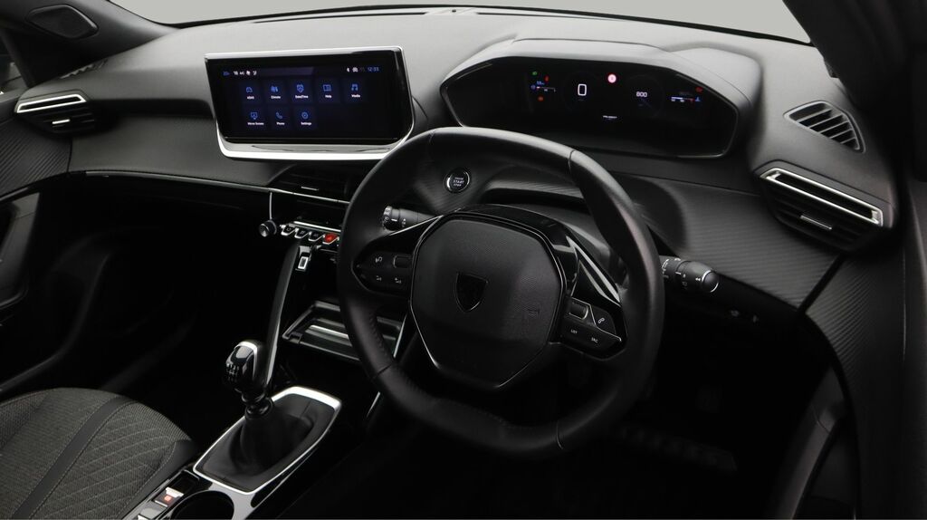 Peugeot 2008 Puretech Ss Allure Blue #9