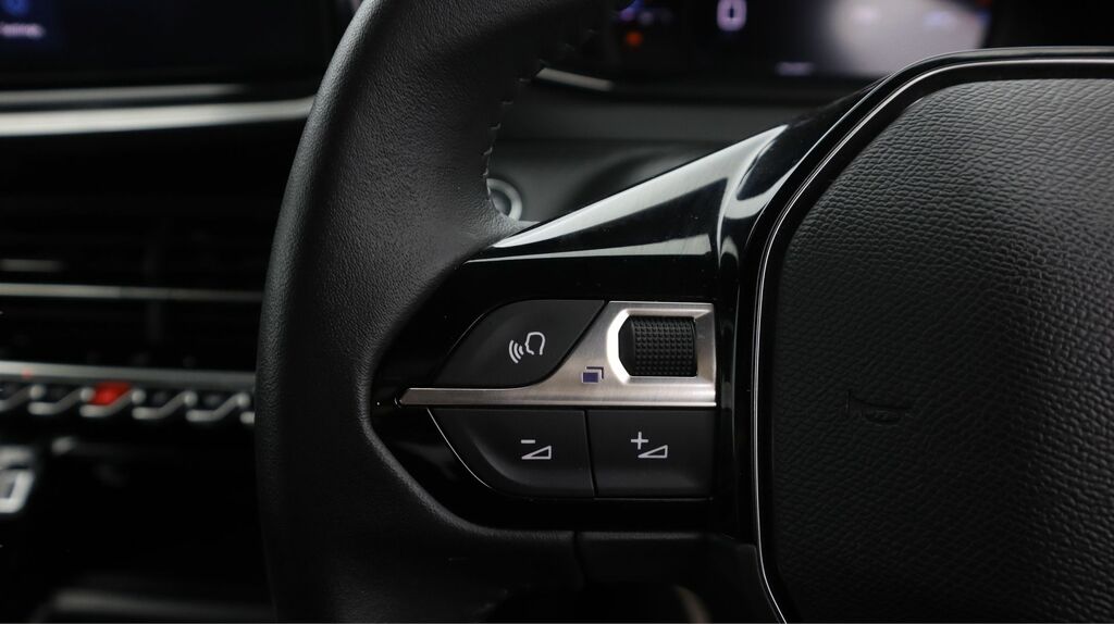 Peugeot 2008 Puretech Ss Allure Blue #21