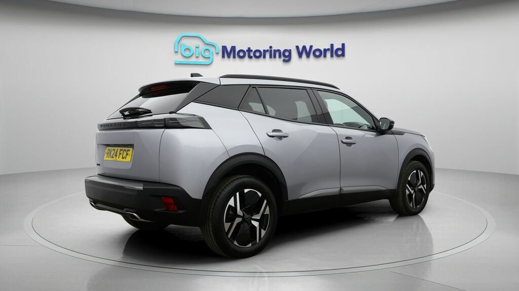 Peugeot 2008 Puretech Ss Allure Blue #7