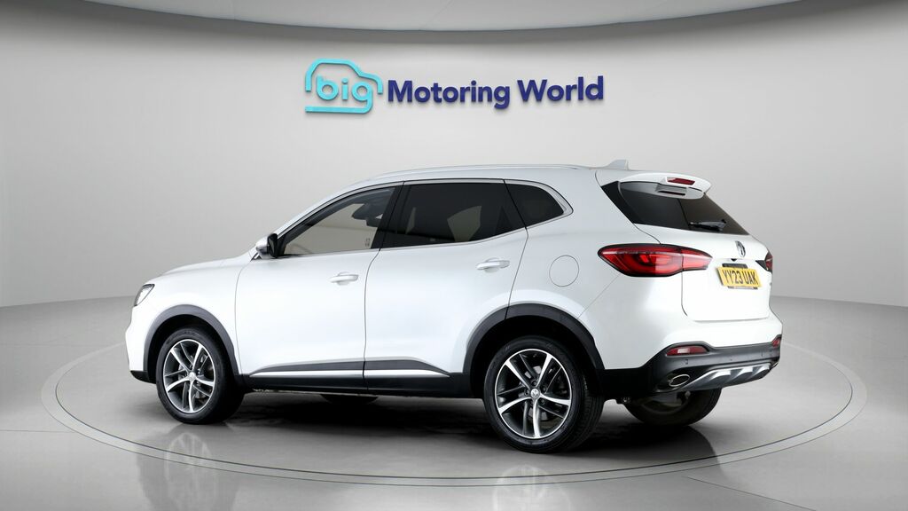 MG HS Exclusive White #5