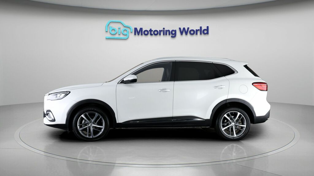 MG HS Exclusive White #4