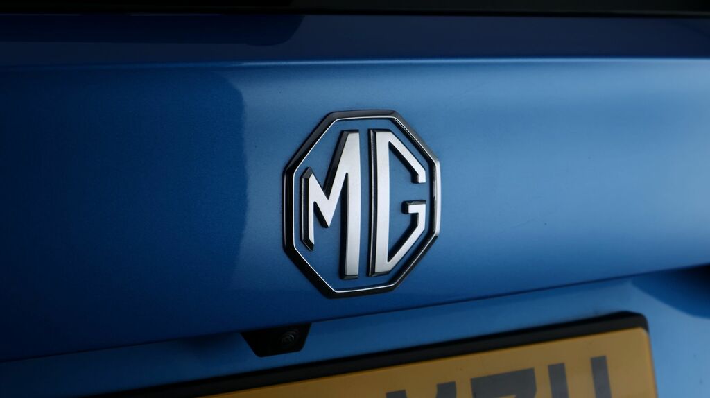 MG ZS 1.5 Hybrid Trophy Grey #19
