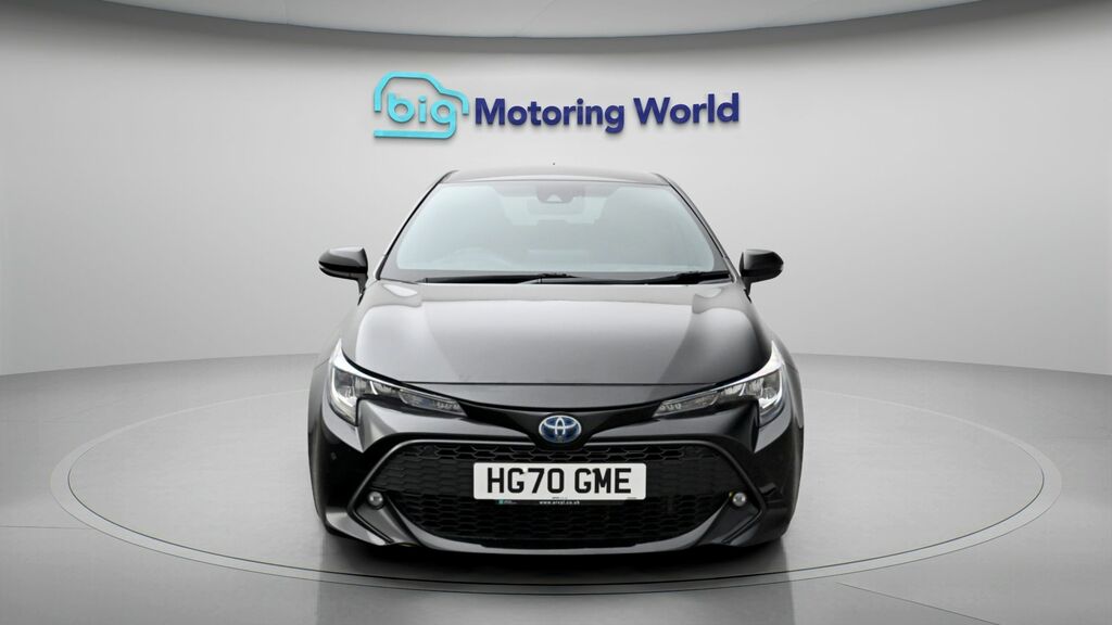 Toyota Corolla Design Black #2