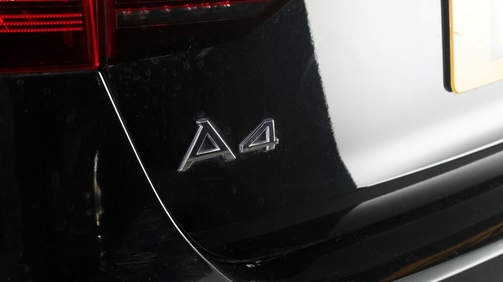 Audi A4 Avant 2.0 Tdi 35 S Line S Tronic Black #18