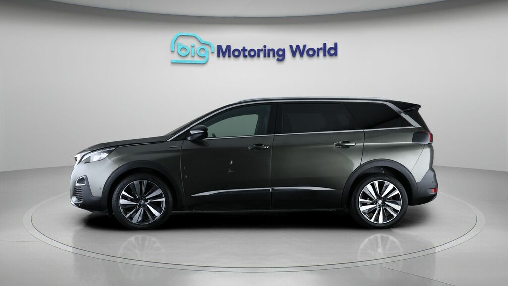 Peugeot 5008 Gt Line Premium Grey #4