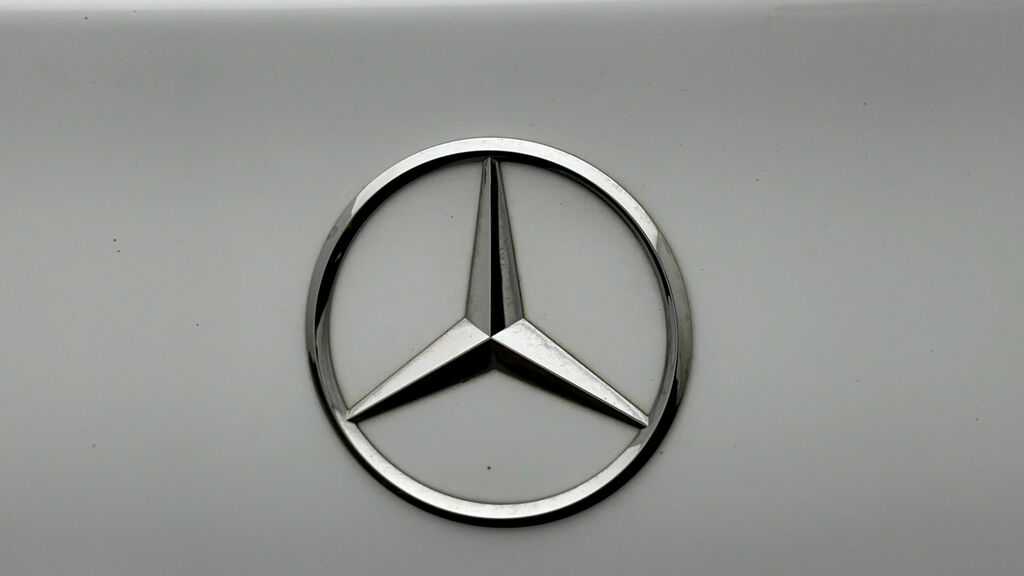 Mercedes-Benz C Class C 300 Amg Line Premium Plus Blue #21