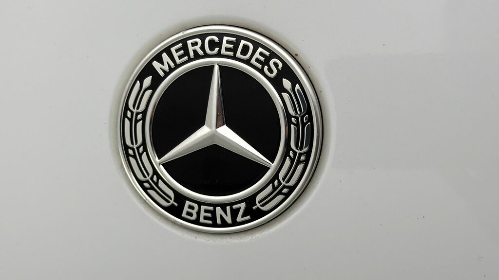 Mercedes-Benz C Class C 300 Amg Line Premium Plus Blue #20