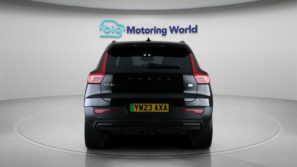 Volvo XC40 Core YW23AXA Black #5