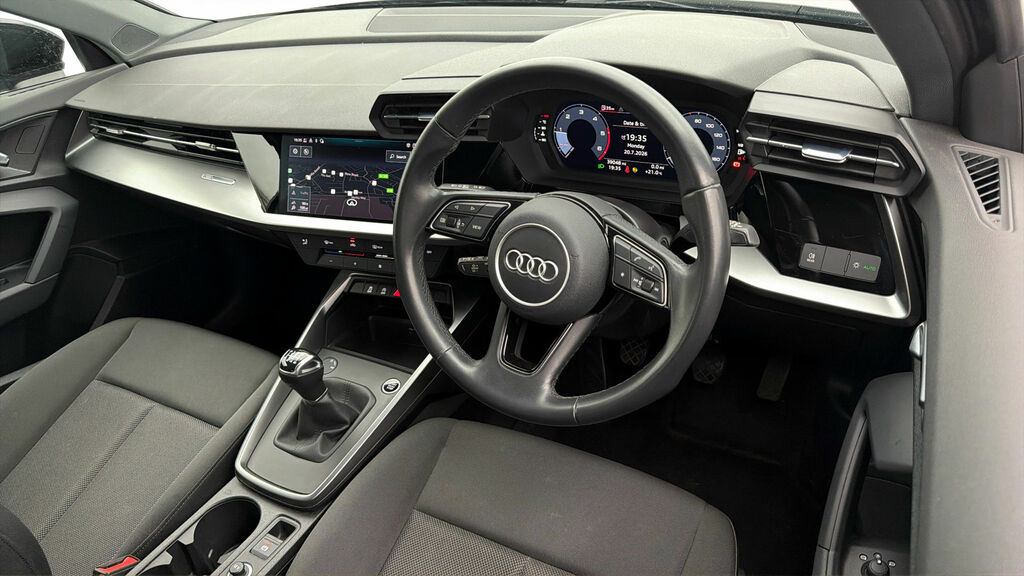 Audi A3 35 Tfsi Edition 1 Comfortsound Green #9