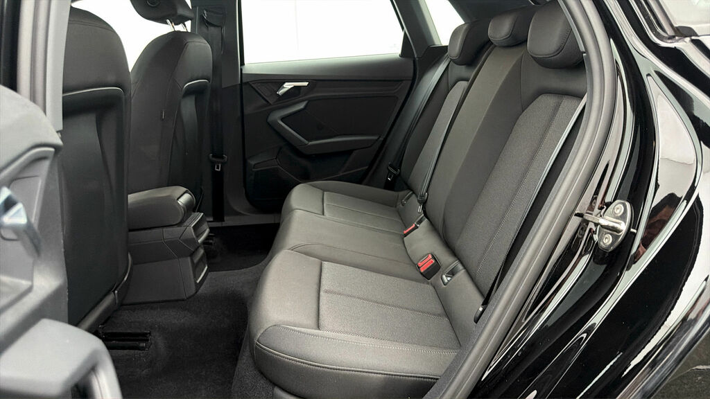 Audi A3 35 Tfsi Edition 1 Comfortsound Green #15