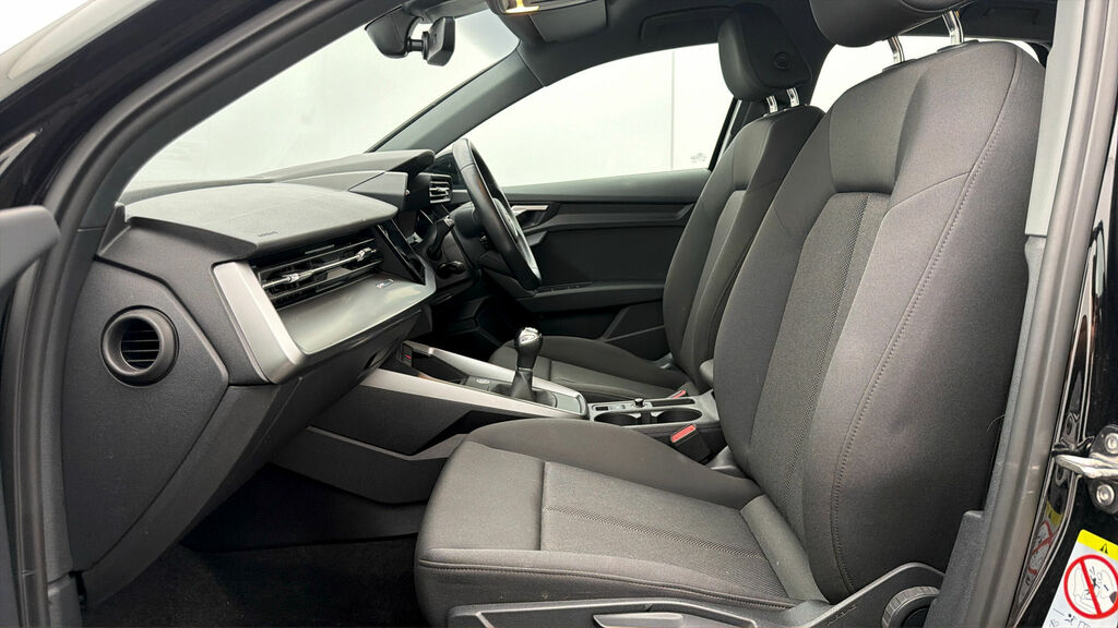 Audi A3 35 Tfsi Edition 1 Comfortsound Green #13