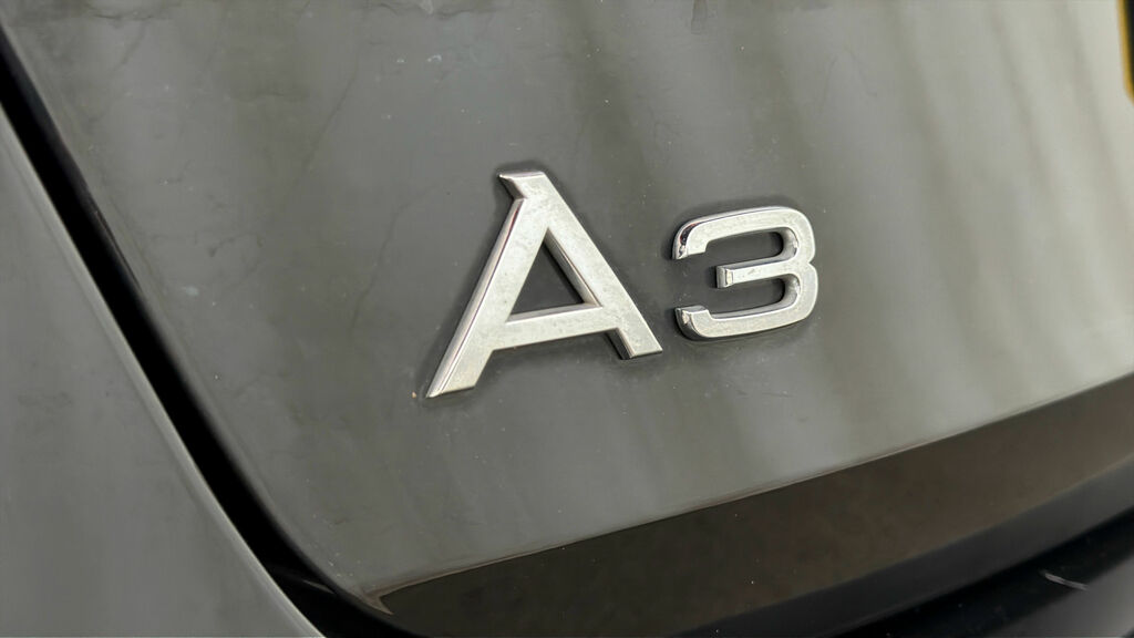 Audi A3 35 Tfsi Edition 1 Comfortsound Green #21