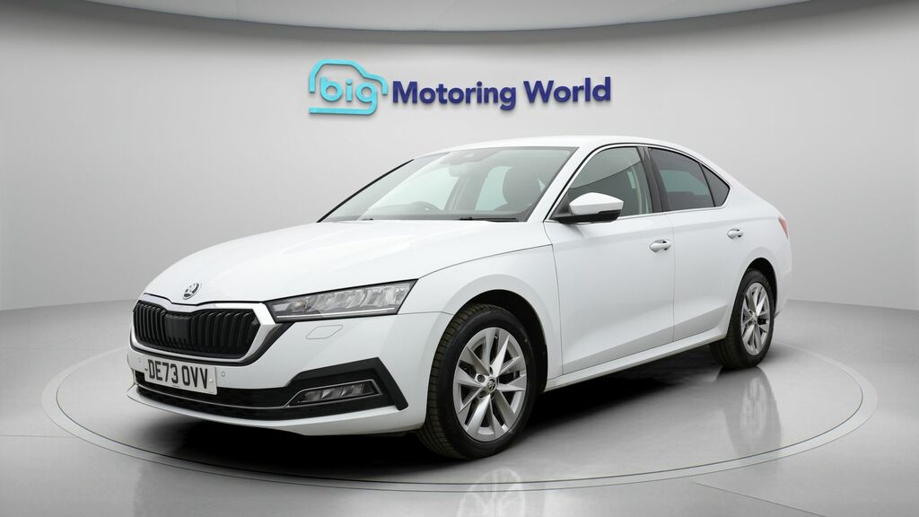 Skoda Octavia Se L White #3