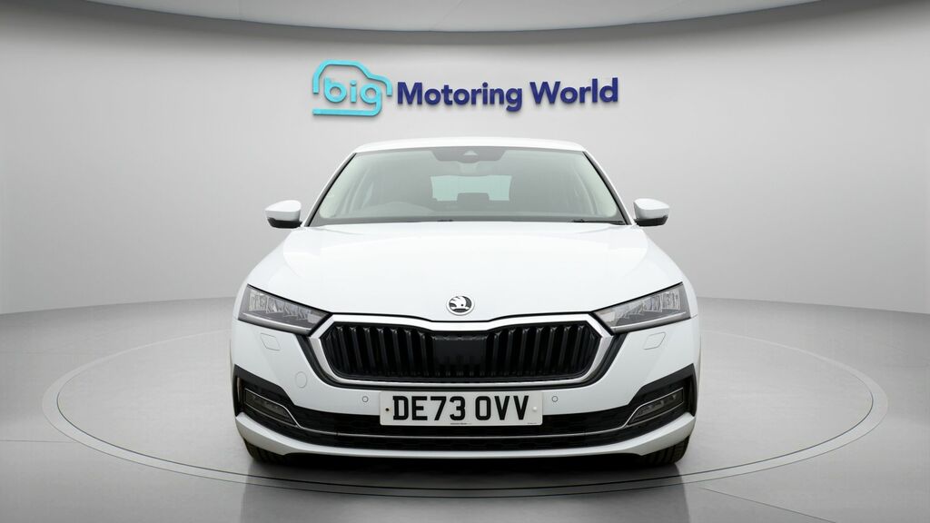 Skoda Octavia Se L White #2