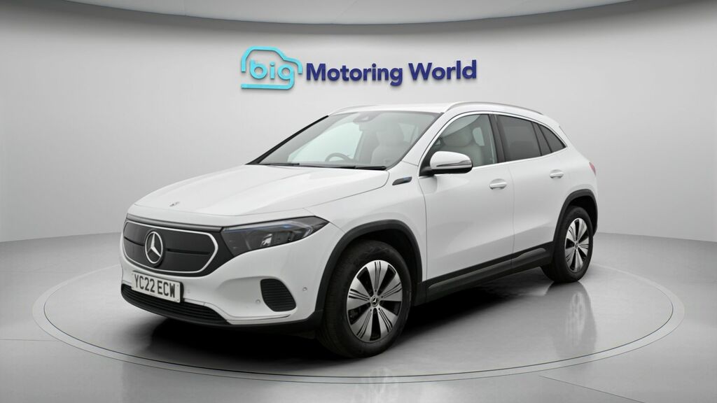 Mercedes-Benz EQA Sport White #3