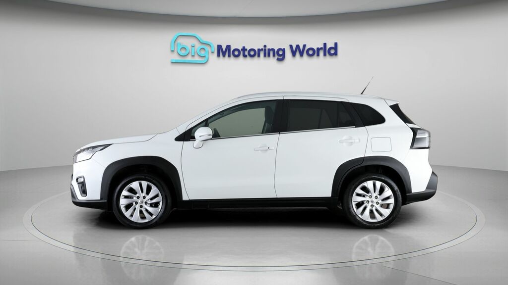 Suzuki S Cross Motion White #4
