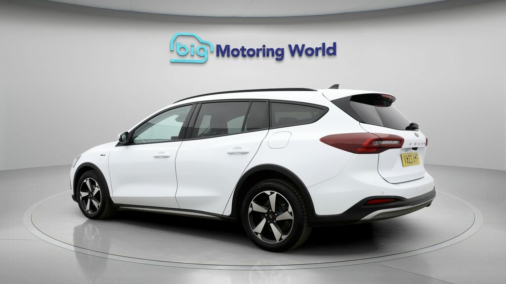 Ford Focus Active VA23AYF White #5