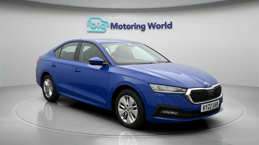 Skoda Octavia Se Technology Blue