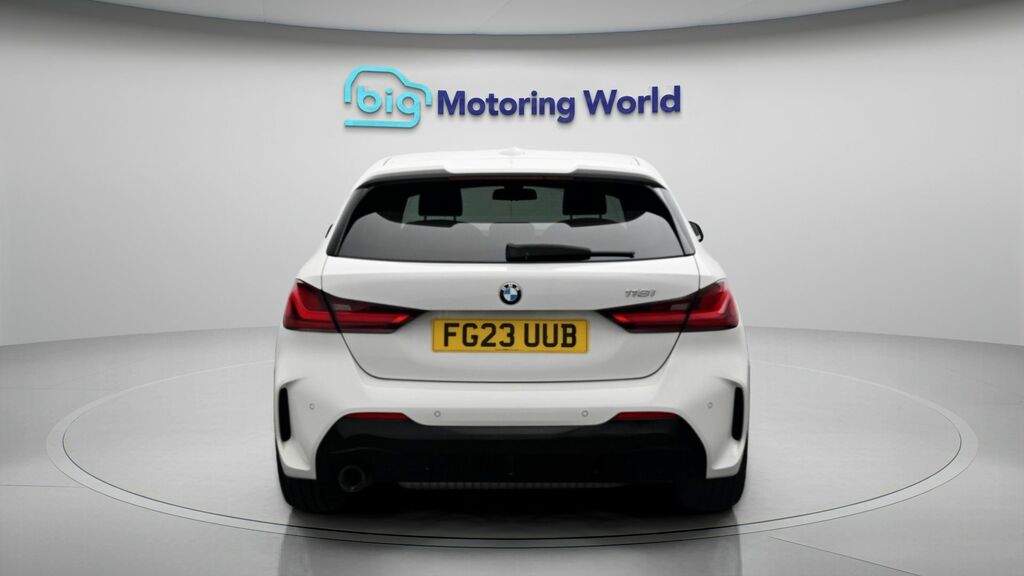 BMW 1 Series M Sport FG23UUB White #6
